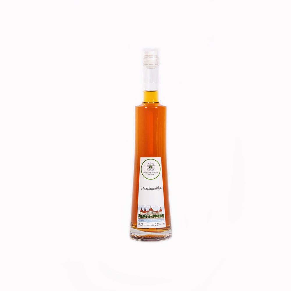 Haselnusslikör mit süß-nussigem Aroma